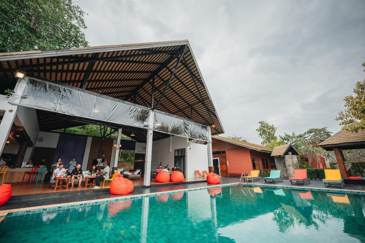 Chill Inn Samui Hostel And Restaurant Koh Samui Exteriör bild