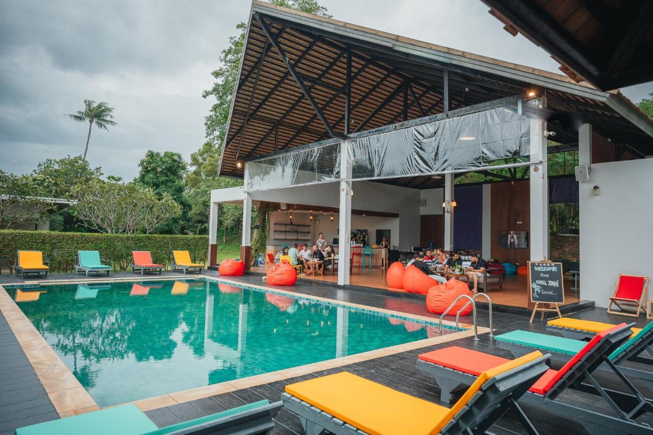 Chill Inn Samui Hostel And Restaurant Koh Samui Exteriör bild