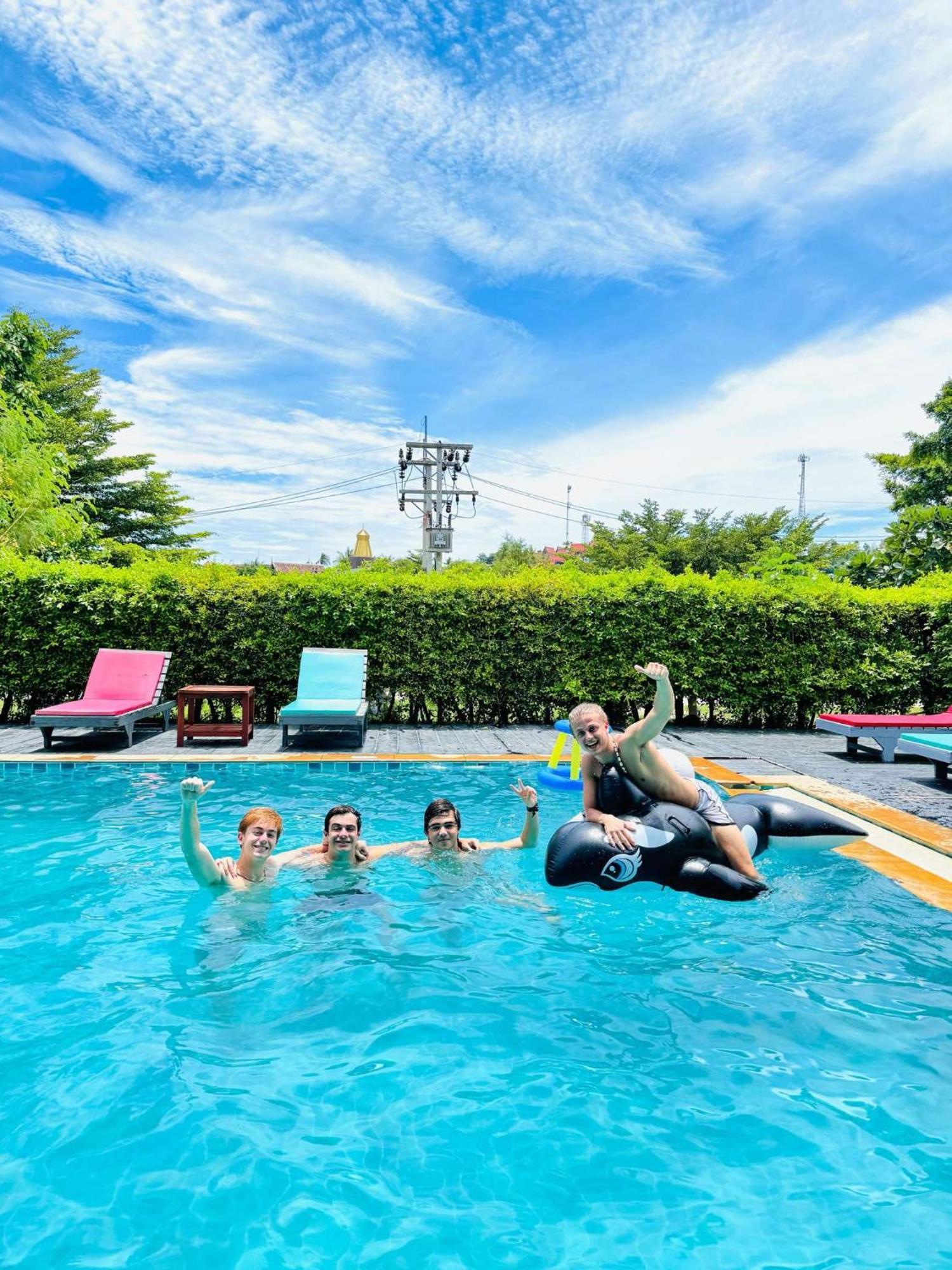 Chill Inn Samui Hostel And Restaurant Koh Samui Exteriör bild